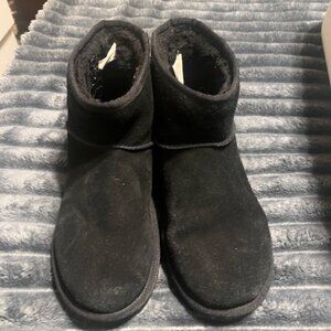 Koolaburra By UGG Black Suede Mini Boots - Women's Size 10